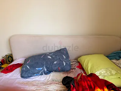 Single foam mattress/topper - good condition