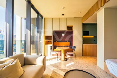 ROAD VIEW | FULLY FURNISHED | VACANT