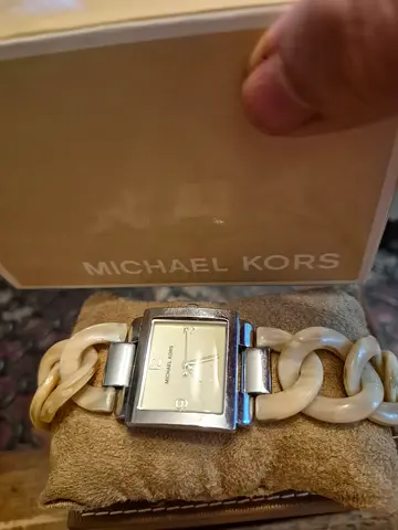 woman watch
