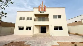 Luxury 5BR Villa with maidroom wardrobes For Rent in Barashi