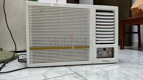 Super General Window Air Conditioner