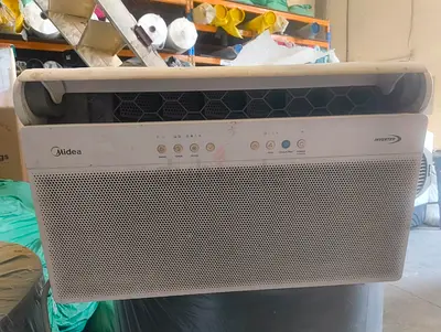 Midea Window Air Conditioner Unit - Used, Working