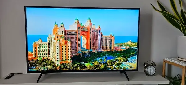 Sony Bravia 43 Inch , X80L , TV -KD-43X80L , Full Array LED 4K UHD Smart Google Android TV .