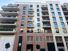 Chic | Walkable Area | Smart Layout
