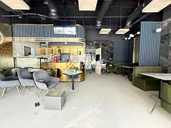 SPECIOUS SHOP FOR RESTAURANT CAFE READY TO MOVE BIG SIZE BUSINESS AREA
