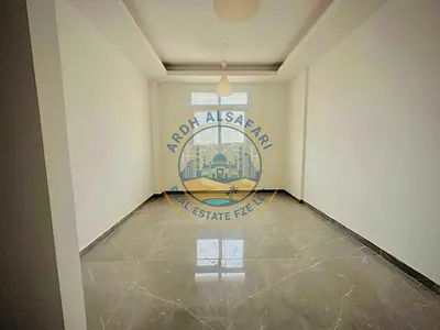 Huge size 1 bhk reason able price ready to move you come and see hope you like it