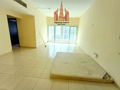 6 Cheques ● limited offer ● Species 2-BHK Aprt with Balcony ● Fully family Building