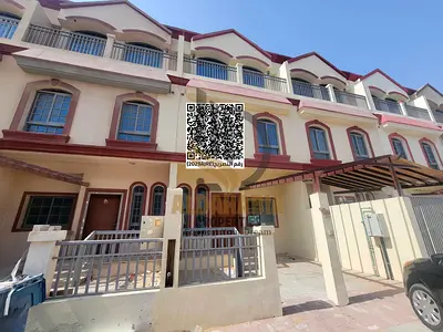 🏡 فيلا راقية للبيع في أب تاون الزاهية – تصميم عصري وسعر مميز 🌟
