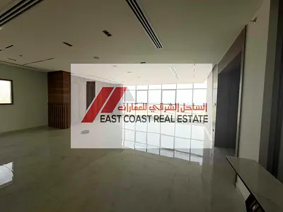 بينتهاوس اطلالة مميزة على البحر