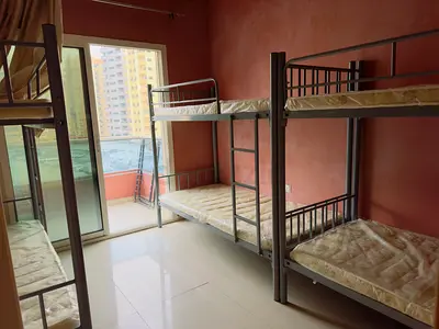 Bedspace available Al Nahda 2 (600)