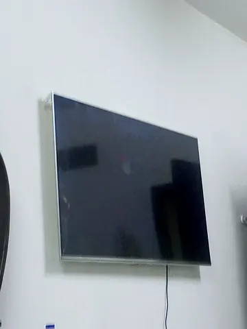 LG TV 48 inch