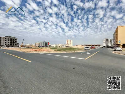 فرصة استثمار قوية: أرض زاوية سكني تجاري تملك حر 100% أرضي + 6