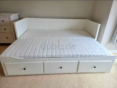 Ikea White Daybed with Trundle and 3 Storage Drawers