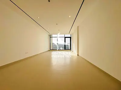 Brand New - Spacious 3+Maid - Close to Metro & Park - Near to School