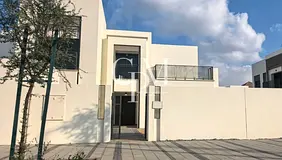 Prestigious Family Villa | 5 Bedrooms | Ready to Move
