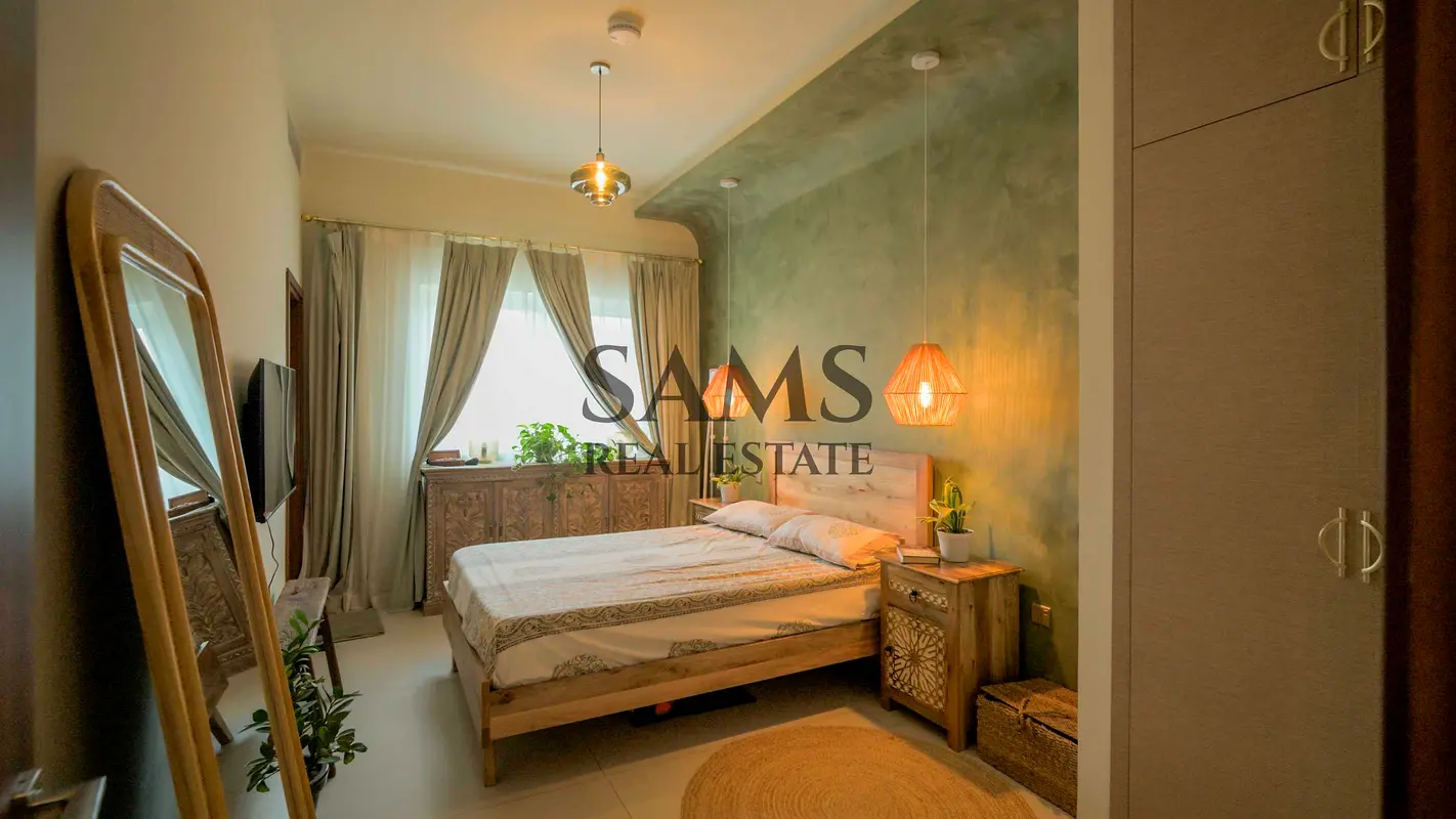 Reduced price || Motivated Seller | Fully Upgraded |Fully Furnished | Single Row