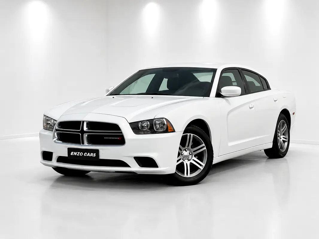 Dodge Charger 2014 — photo 1 of 8