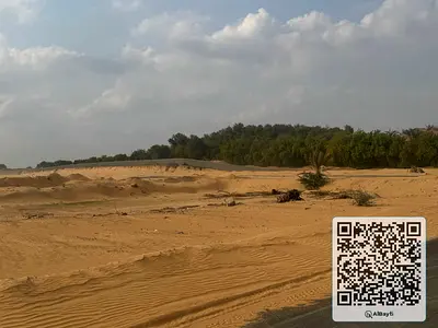 فرصة استثنائية لاقتناء قطعة أرض زاوية جاهزة للبناء في مجتمع الزاهية المزدهر