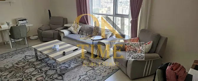 شقة غرفتين ماستر وصاله و 3 حمام وبلكونه باطلاله مفتوحة طابق مرتفع مع خزائن حائط موقع مييز قريب من كل الخدمات الاساسية