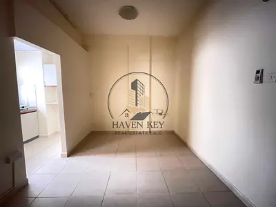 VERY SPACIOUS STODIO READY TO MOVE APARTMENT SPREATE KITCHEN GOOD MANTINACE GOOD LOCATION ON RODE BULDING
