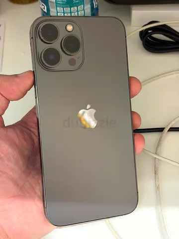 iPhone 13 pro max 256gb ( read ad )