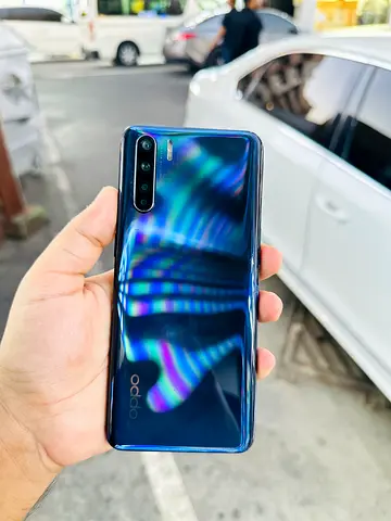 OPPO smartphone - good condition, 4 rear cameras | Sim Lock