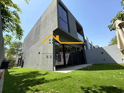 Brand New 3BHK Townhouse in Robinia | World-Class Amenities
