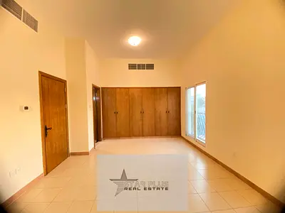 PRIVATE ENTRANCE 3 BEDROOM VILLA WITH MAID ROOM COVER PARKING AVAILABLE