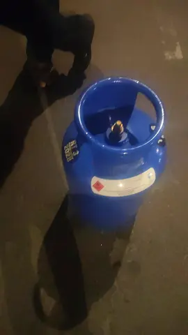 Blue LPG Gas Cylinder 5kg - Good Working Condition