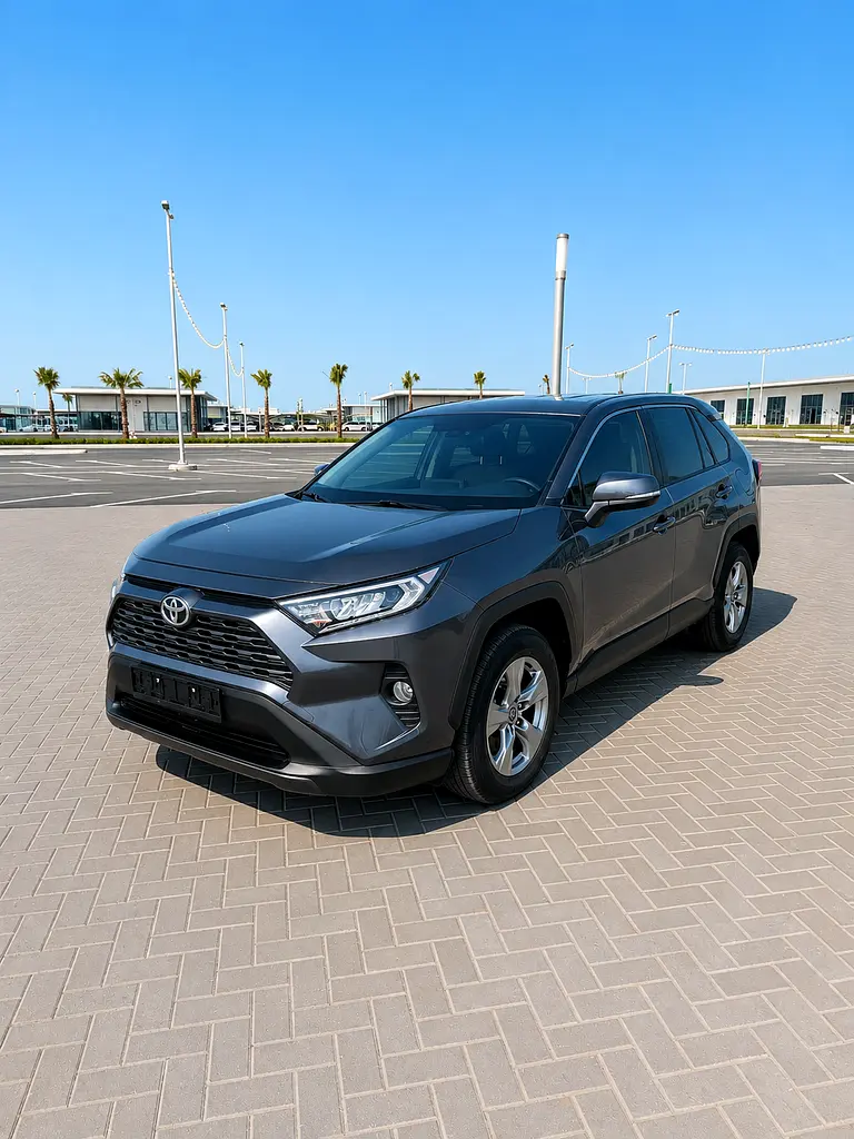 Toyota Rav 4 2023 — photo 1 of 10