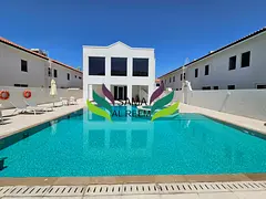 Compound 5 Bed Villa | Al Safa 1 | Road View