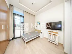 Move-In Ready Studio | Modern Finishes | Furnished
