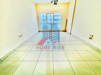Luxury 1BHK Apartment with Balcony 6 Cheques payment Close to Sahara Center