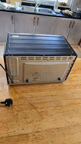 conventional oven - good working condition light weight