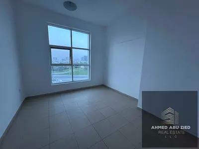ارقي غرفتين وصاله | 2 حمام | مطبخ مجهز | بلكونه | اطلاله مفتوحه | مساحات واسعه | تطشيبات حديثه | موقع مميز جدا في وسط عجمان | ابراج السيتي تاور | قريب