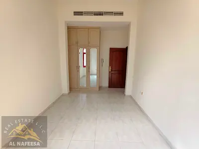 READY TO MOVE - PRIVATE ENTRANCE - COVERED PARKING