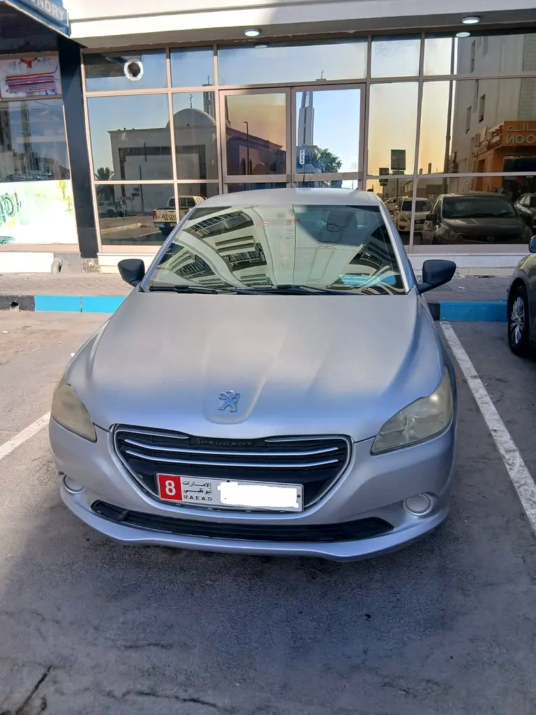 Peugeot 301 2014 — photo 1 of 6