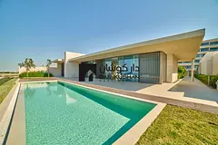 Beach-View Simplex Villa — 0% Commission &amp; No Registration Fees!