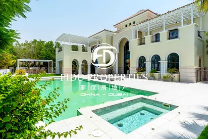 Majestic Mansion in District One: Live the Dream