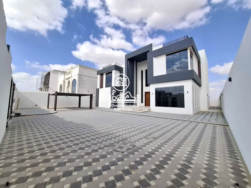 Modern 6-bed villa for rent in Madinat al Riyad