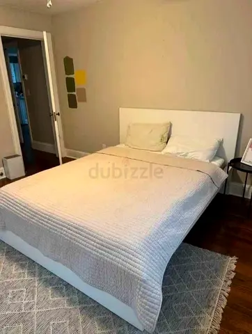 Ikea malm queen size bed with matters 2 storage