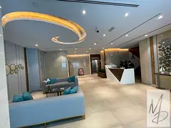 NEAR METRO / NEAR BEACH / UNFURNISHED / BRIGHT