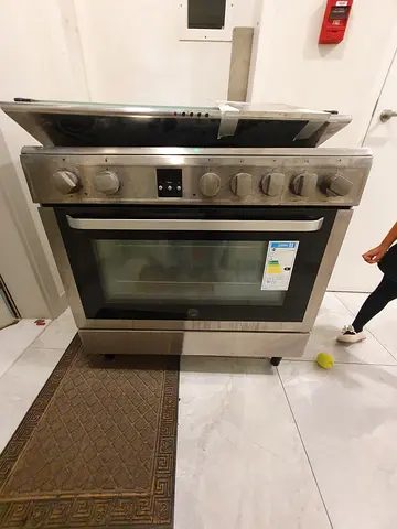 Stainless Steel Freestanding Gas Cooker with Oven - Good Condition