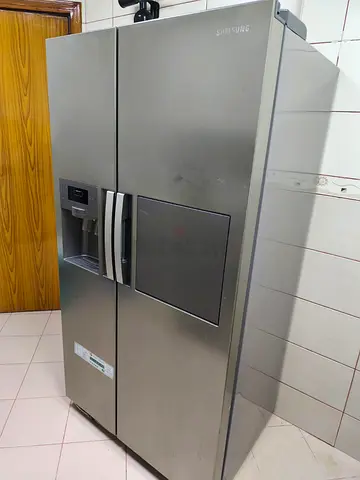 Samsung Side-by-Side Refrigerator - Stainless Steel, Water/ Ice Dispenser
