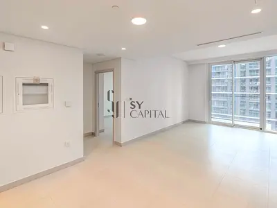 Exclusive | Huge Balcony | Boulevard View