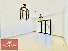 4BR END UNIT SINGLE ROW READY TO MOVE
