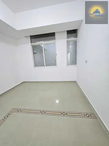 BEAUTIFUL STUDIO APARTMENT AVAILABLE AT AL NAHYAN NEAR CO-OP SUPERMARKET READY TO MOVE