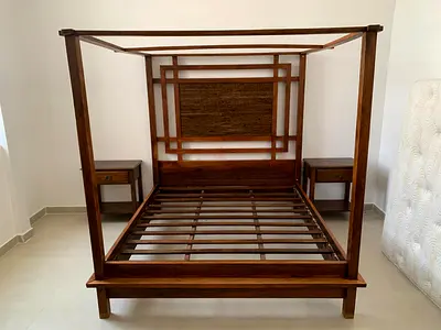 Selling Premium quality Wooden bed 🛌