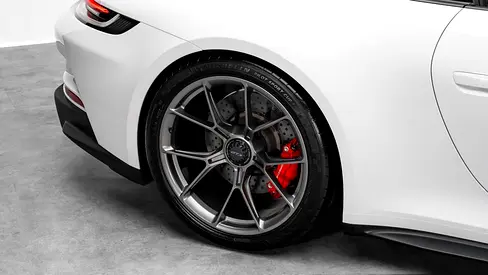 2022 Porsche 911 — миниатюра 17