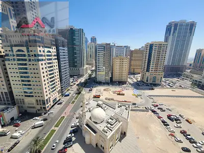 spacious 2 bedroom apartments available for rent with Gym pool